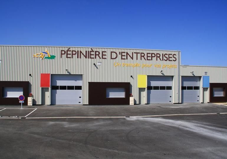 Location entrepôts 236 m² divisibles à partir de 143 m²