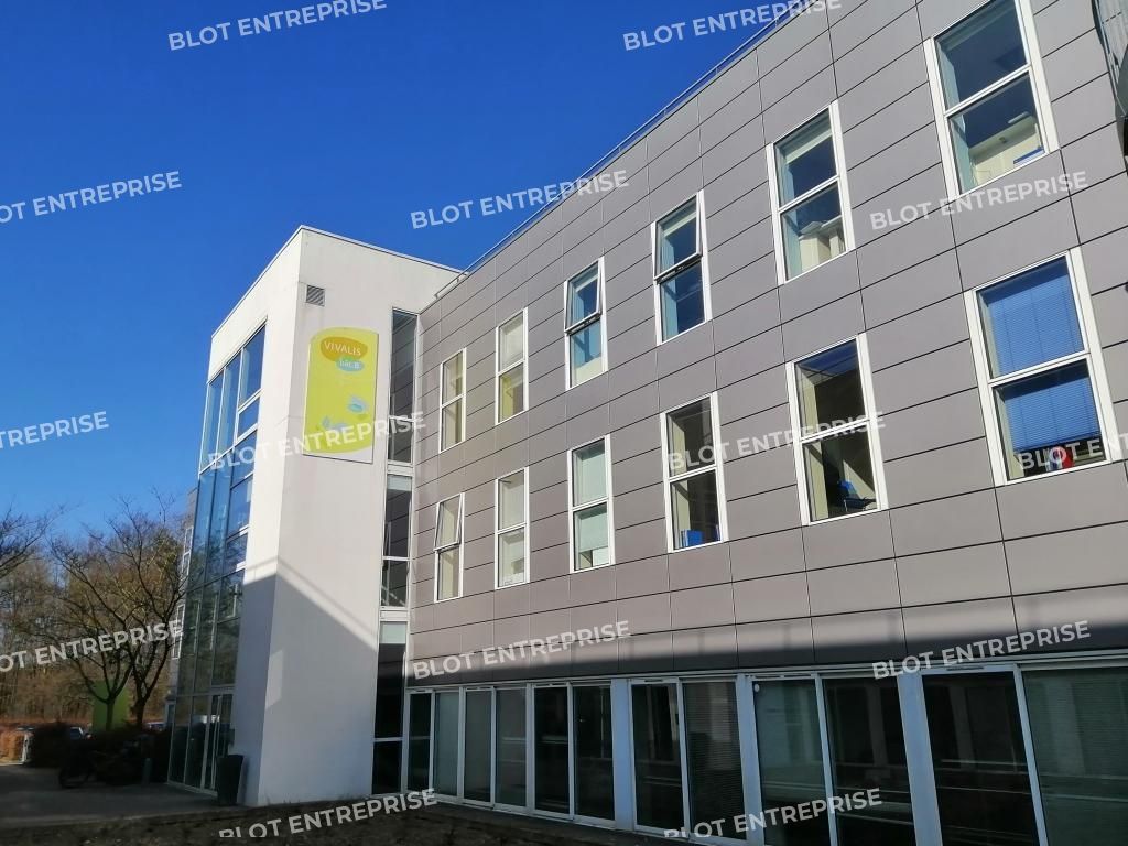 Location bureaux 233 m² non divisibles