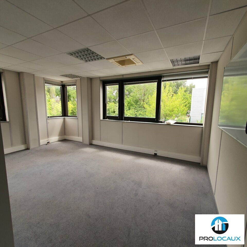 Vente bureaux 128 m² non divisibles