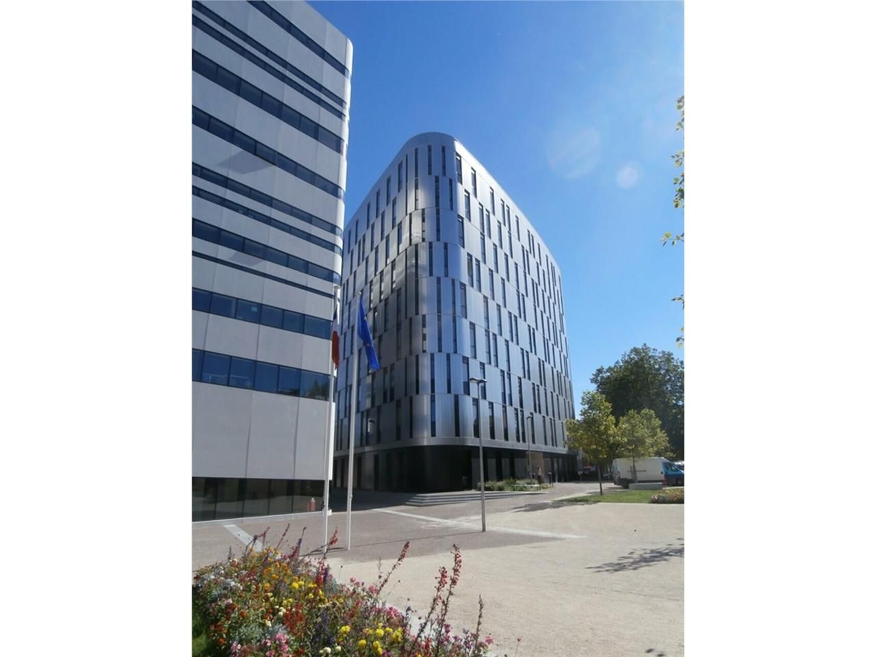 Location bureaux 249 m² non divisibles