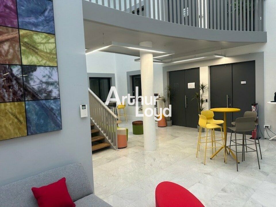 BUREAUX A VENDRE 1950 M² SOPHIA ANTIPOLIS - BATIMENT INDEPENDANT