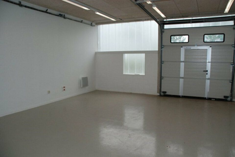 Ateliers de 50 à 75 m² à louer à Calais