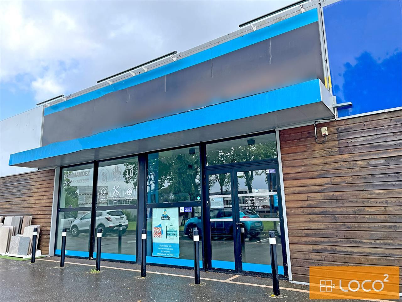 Location local commercial 196.00 m² à BALMA