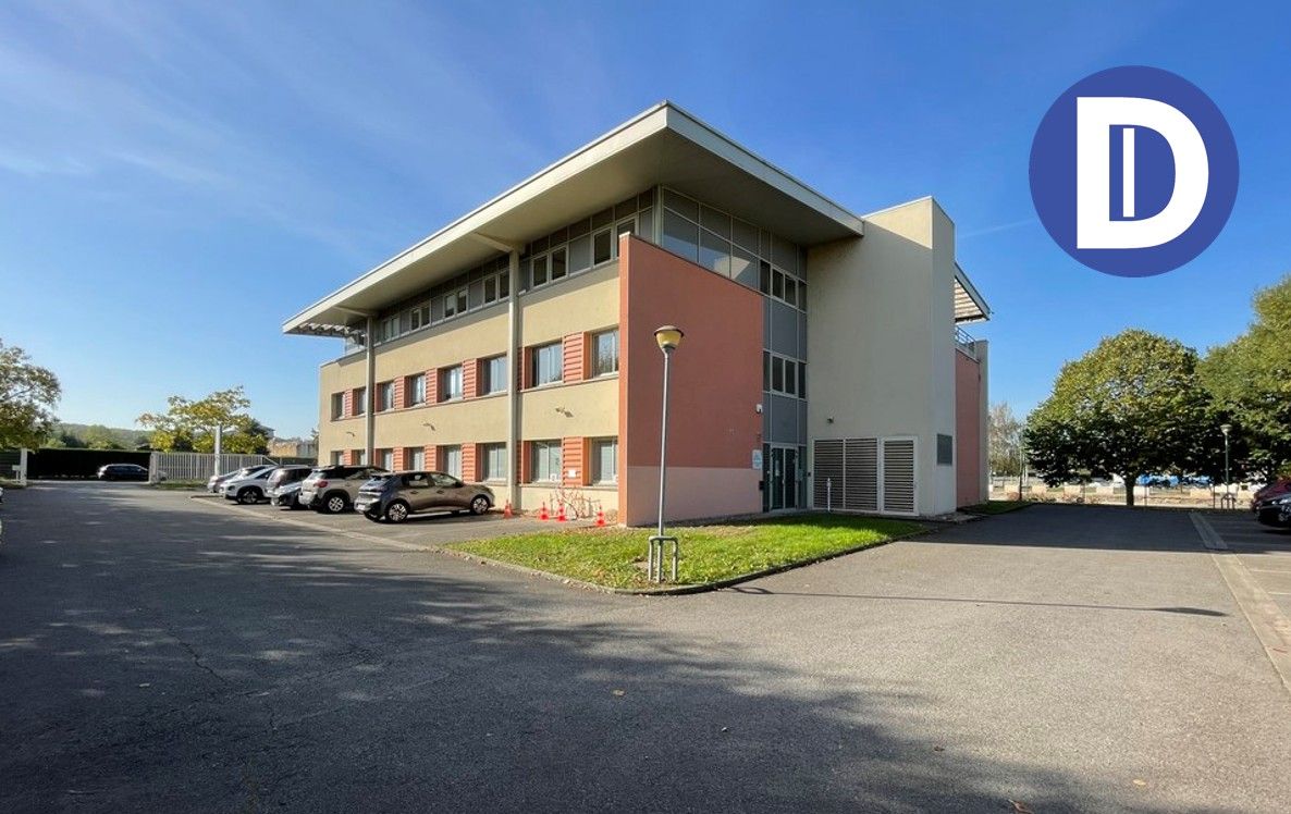 Location bureaux 811.00 m² non divisibles