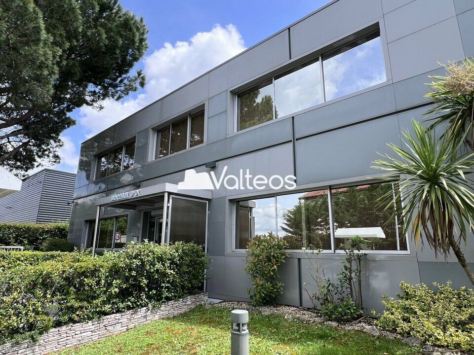 Location bureaux 70 m² non divisibles