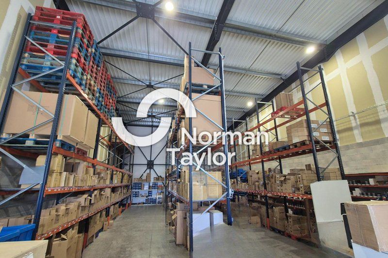 Location local d''activites 298 m² non divisibles