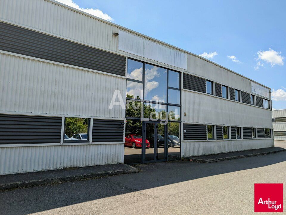 Location local d''activites 470 m² non divisibles