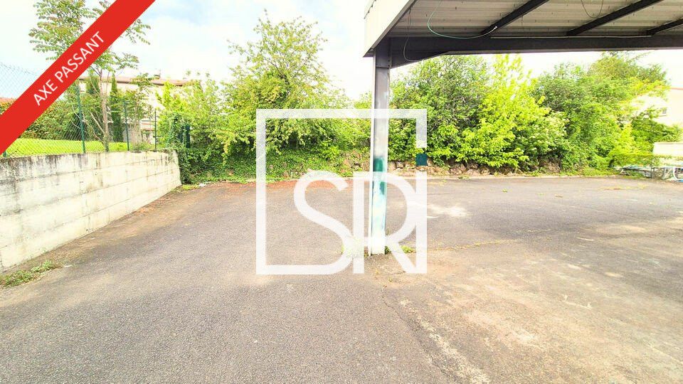 PROCHE A75 / A71 / A89 - LOCATION ENTREPOT DE STOCKAGE 133 m2 + COUR DE 400 m2 - 63170 AUBIERE