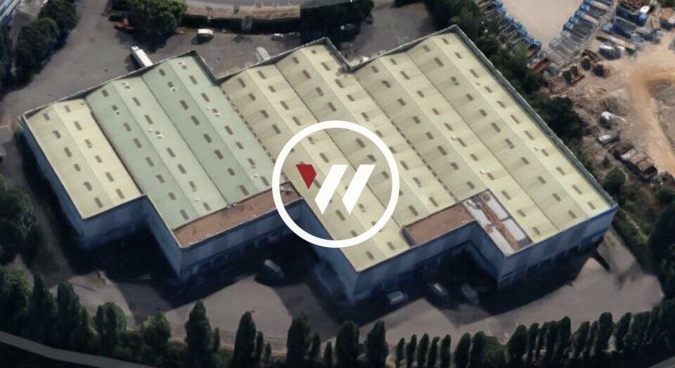 Location entrepot 750 m² non divisibles