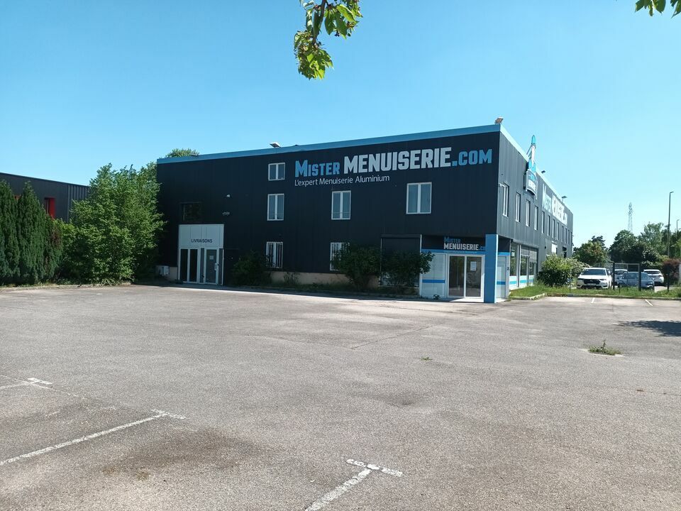 Location bureaux 1340 m² non divisibles