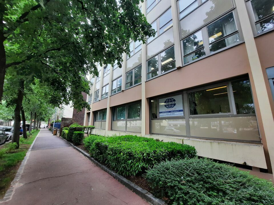 Vente bureaux 104.2 m² non divisibles