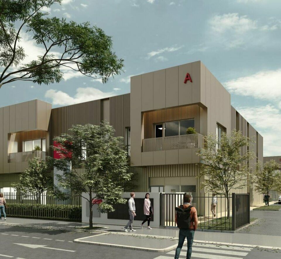 Vente local d''activites 5590 m² divisibles à partir de 344 m²