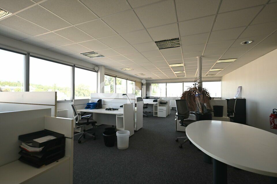 Location bureaux 150 m² non divisibles