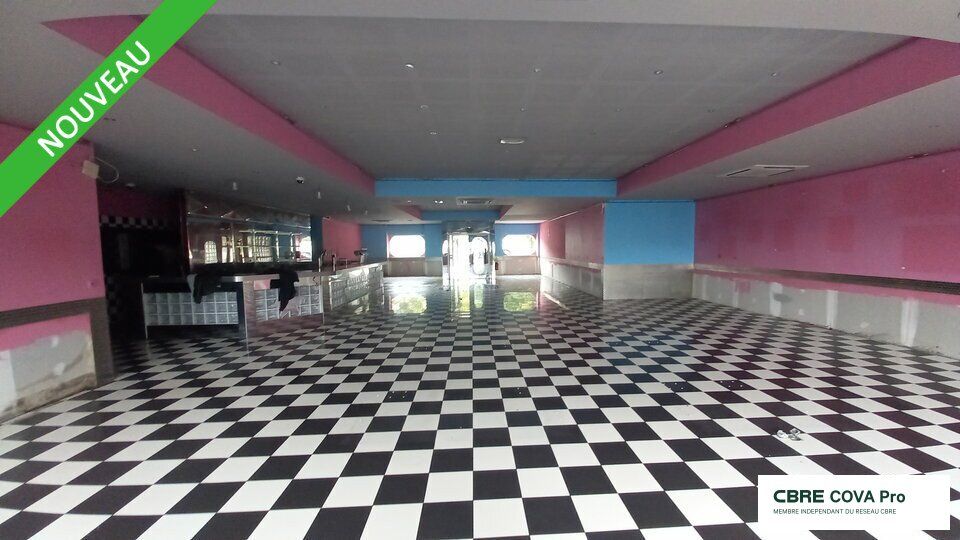 Location local commercial 500 m² non divisibles
