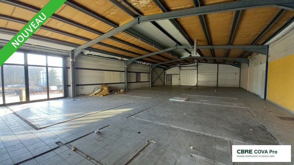 Location local commercial 318.78 m² non divisibles