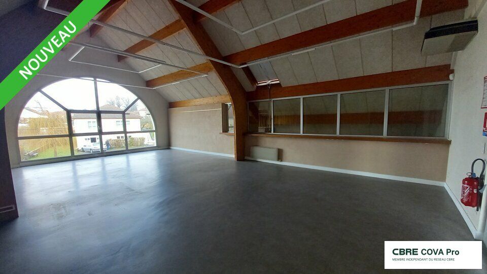 2 bâtiments de 1 000 m²-VILLETTE LES DOLE