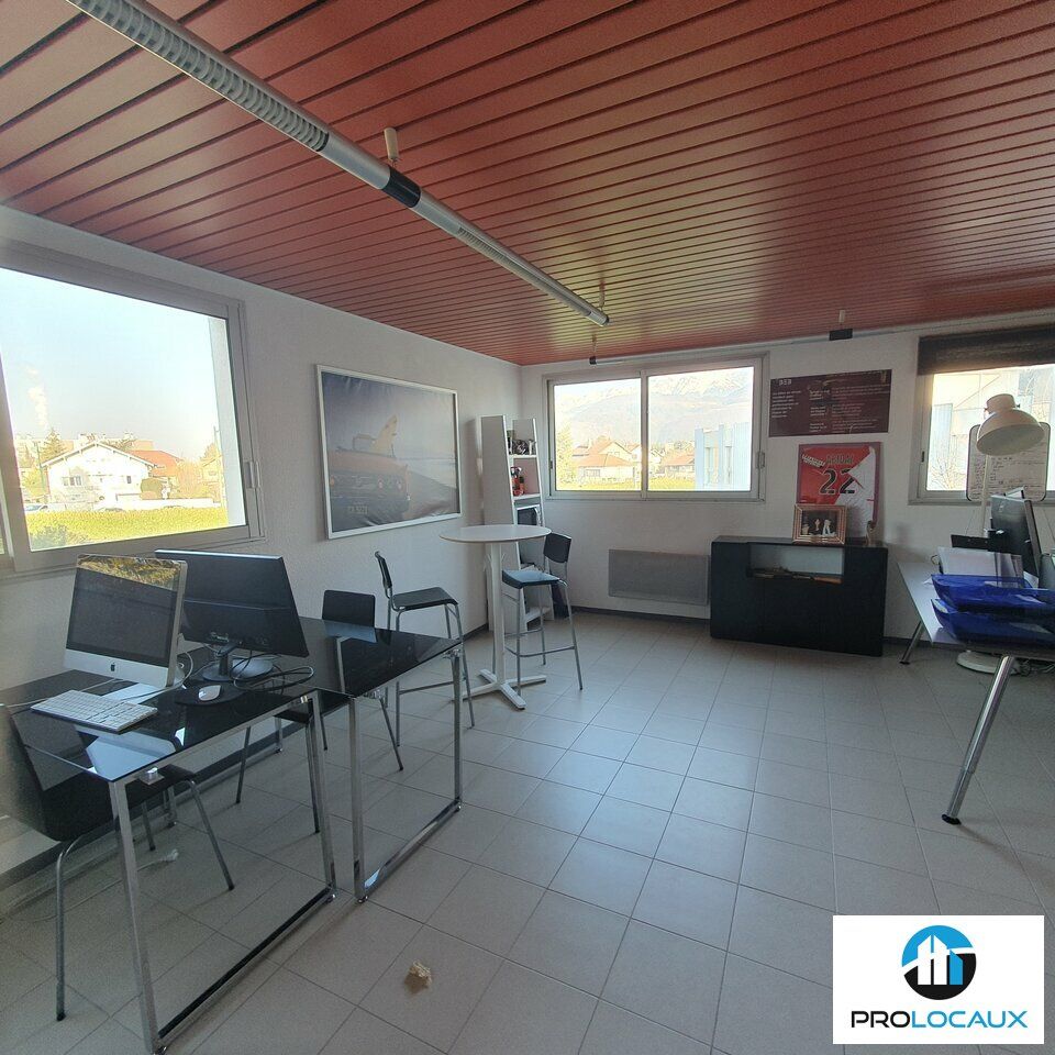 Location bureaux 95 m² non divisibles