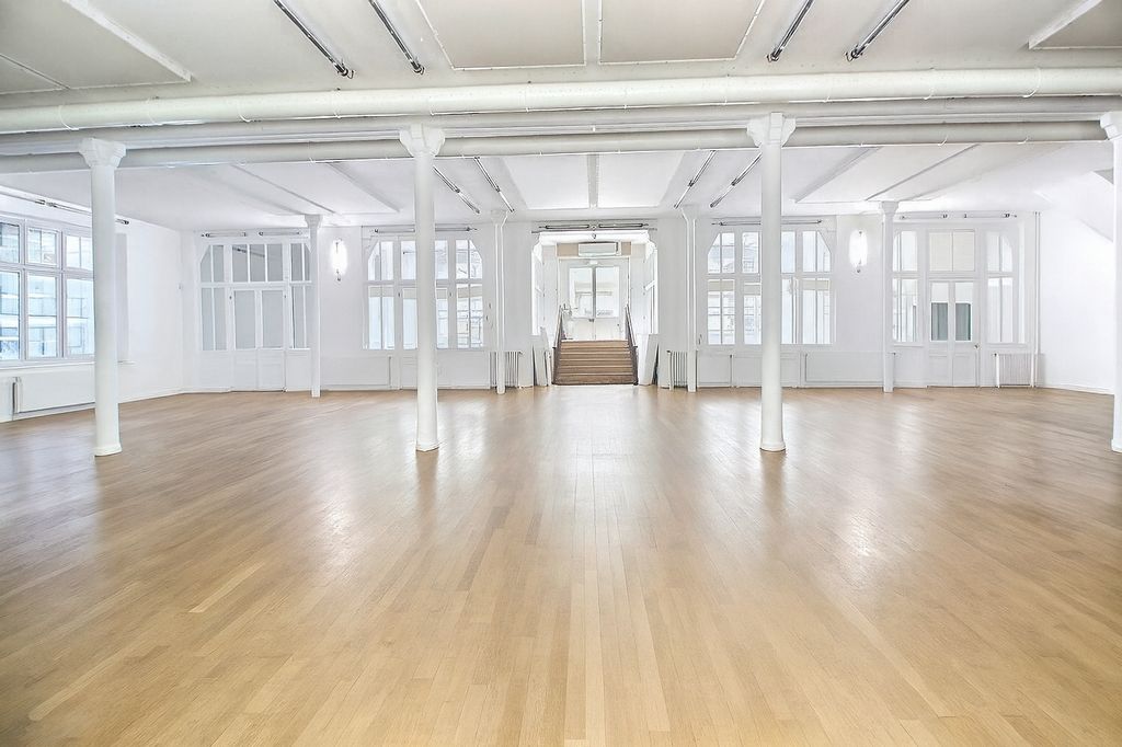 Location bureaux 305 m² non divisibles