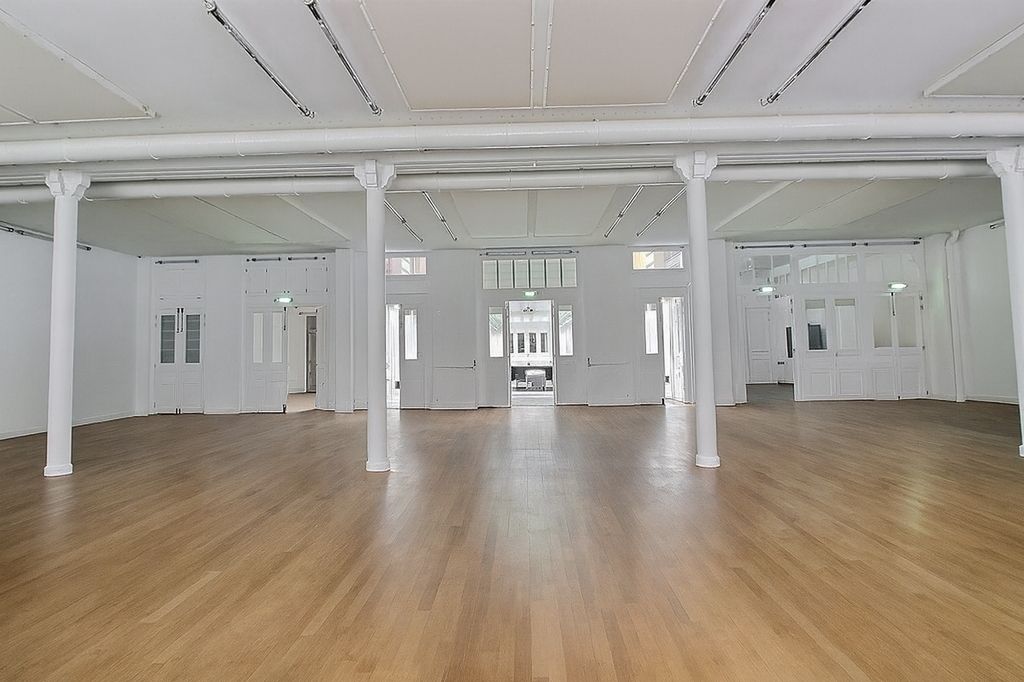 Location bureaux 305 m² non divisibles