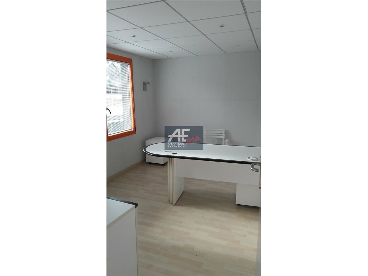 Location bureaux 75 m² non divisibles