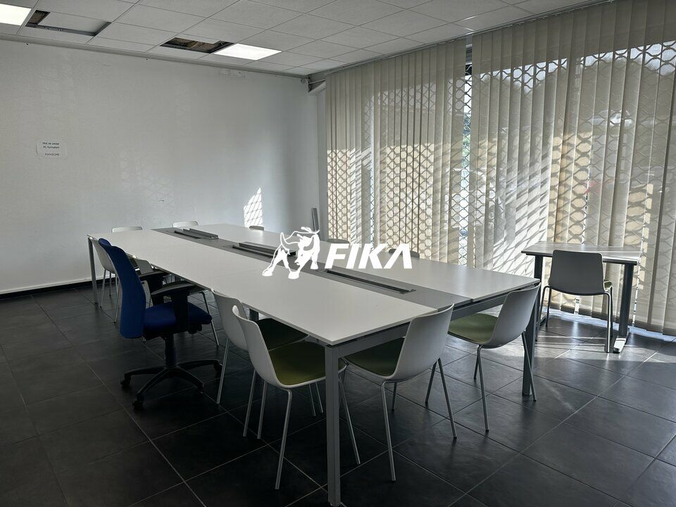 Location bureaux 422 m² divisibles à partir de 87 m²