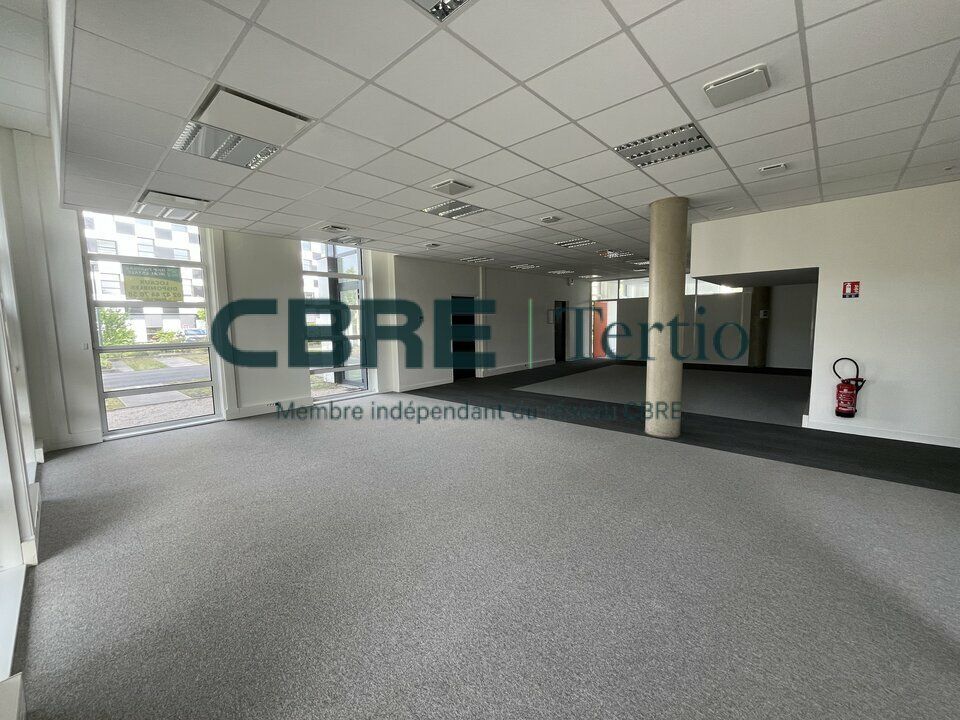 Bureaux Récents / Deux Lions Tours