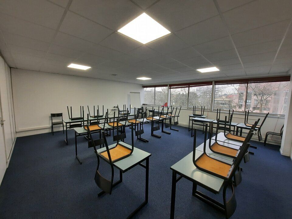 Location bureau - 272 m²