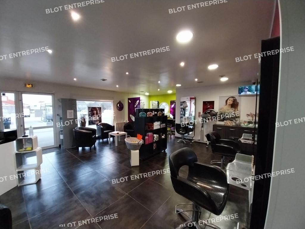 Location local commercial 73 m² non divisibles