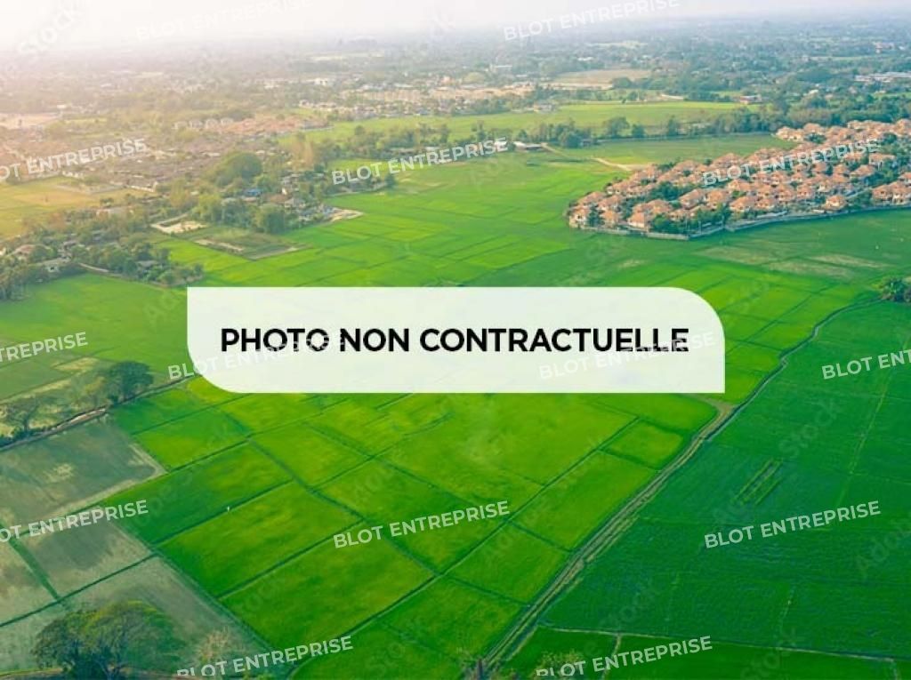 Location terrain 780 m² non divisibles
