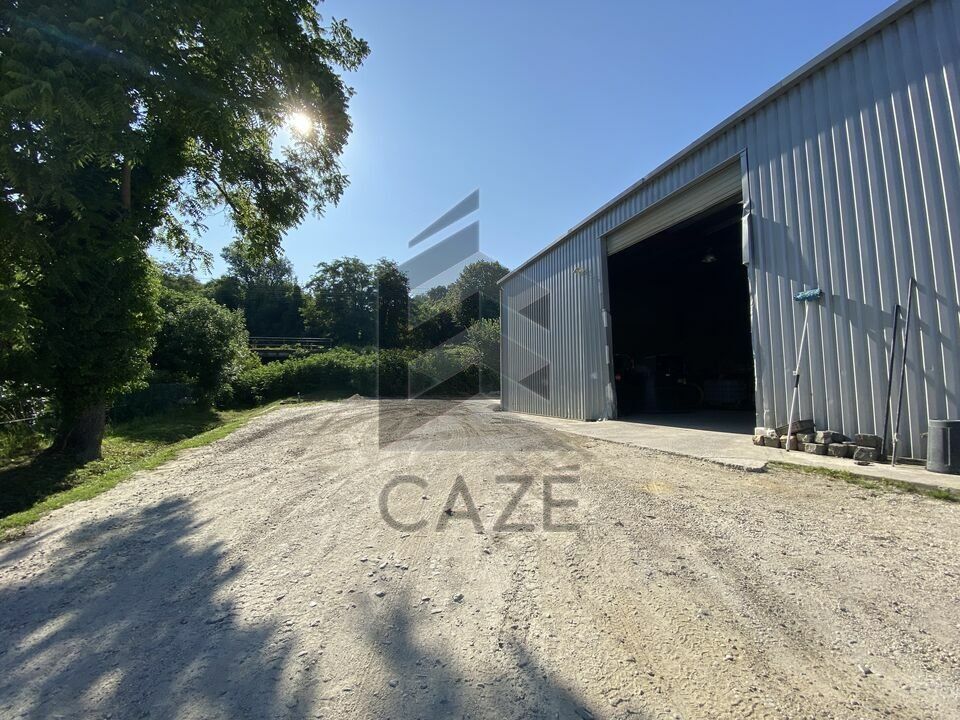 Location local d''activites 632 m² non divisibles