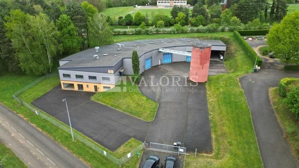 Vente local d''activites 1747 m² non divisibles