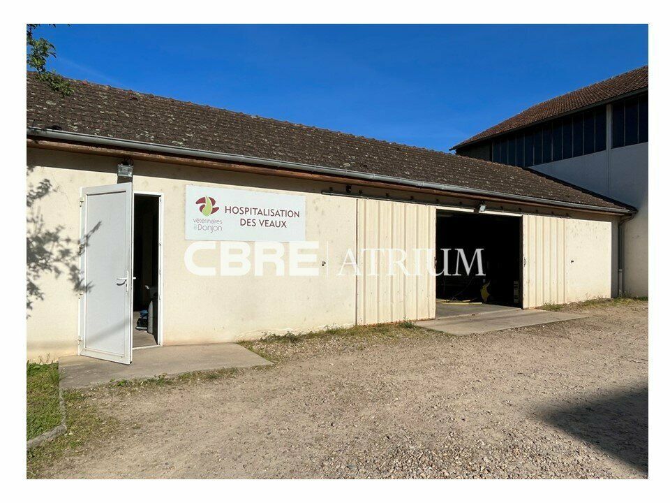 Location local d''activites 154 m² non divisibles