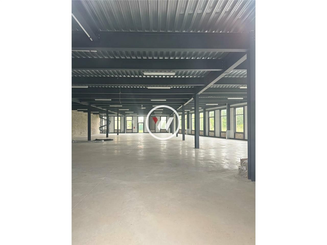 Activité/Entrepôt à vendre - 1971 m²