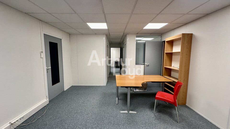 Location bureaux 60 m² non divisibles