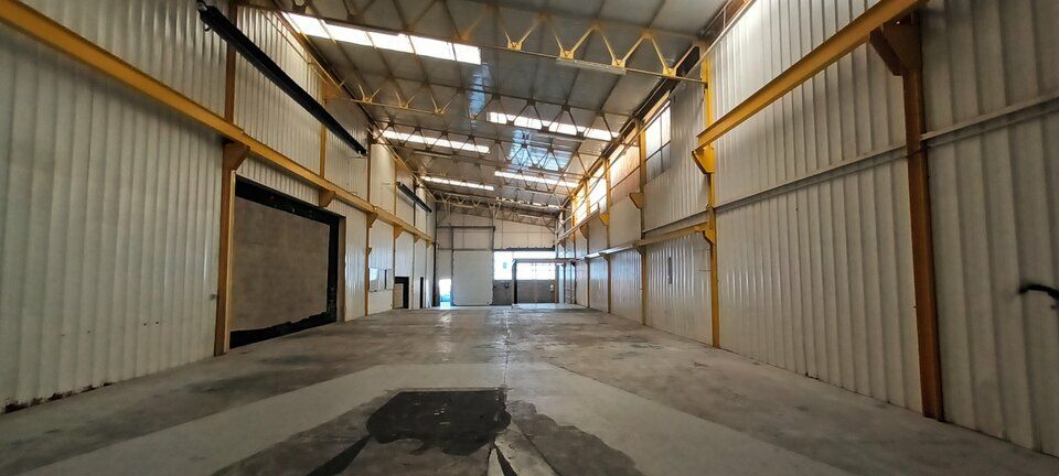 Vente local d''activites 426 m² non divisibles