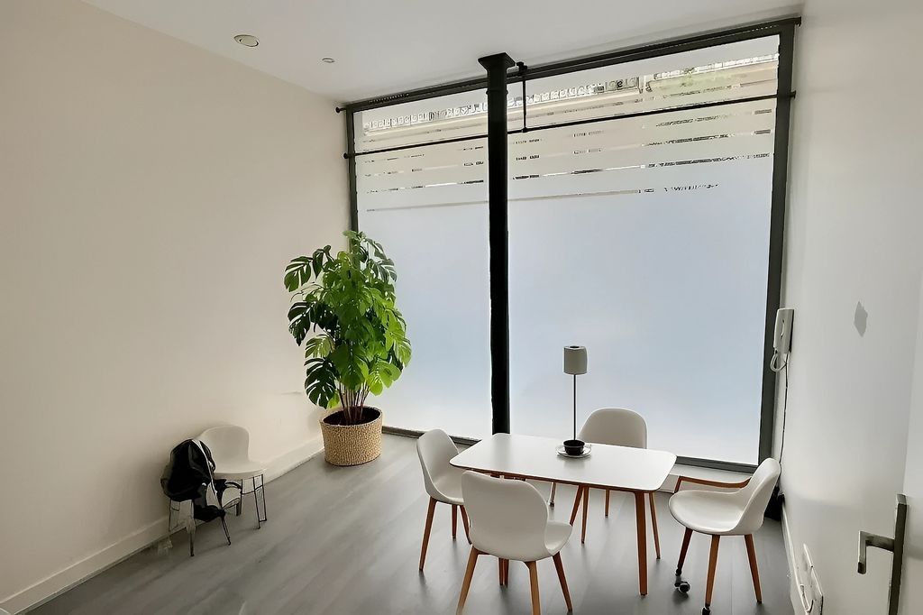 Location bureaux 108 m² non divisibles