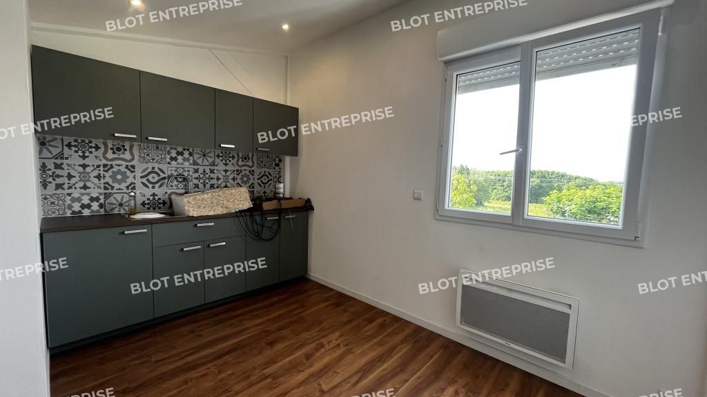 Location bureaux 215 m² non divisibles
