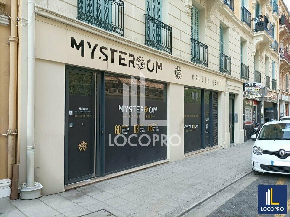 Vente local commercial 179 m² non divisibles