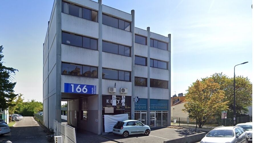 Location bureaux 72.00 m² à TALENCE