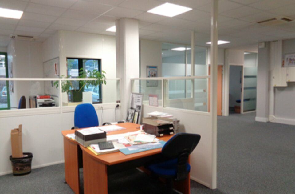 Location bureaux 183 m² non divisibles