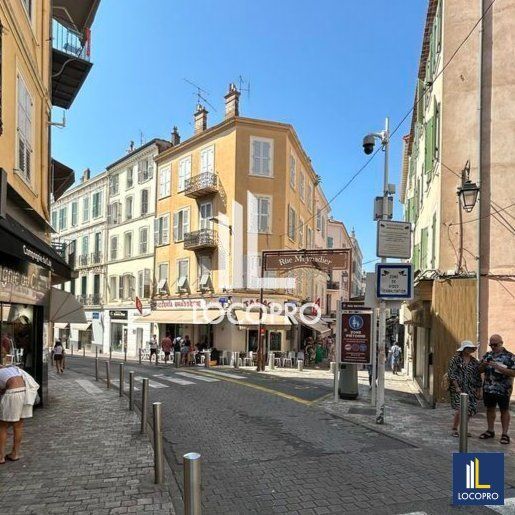 Location local commercial 45 m² non divisibles