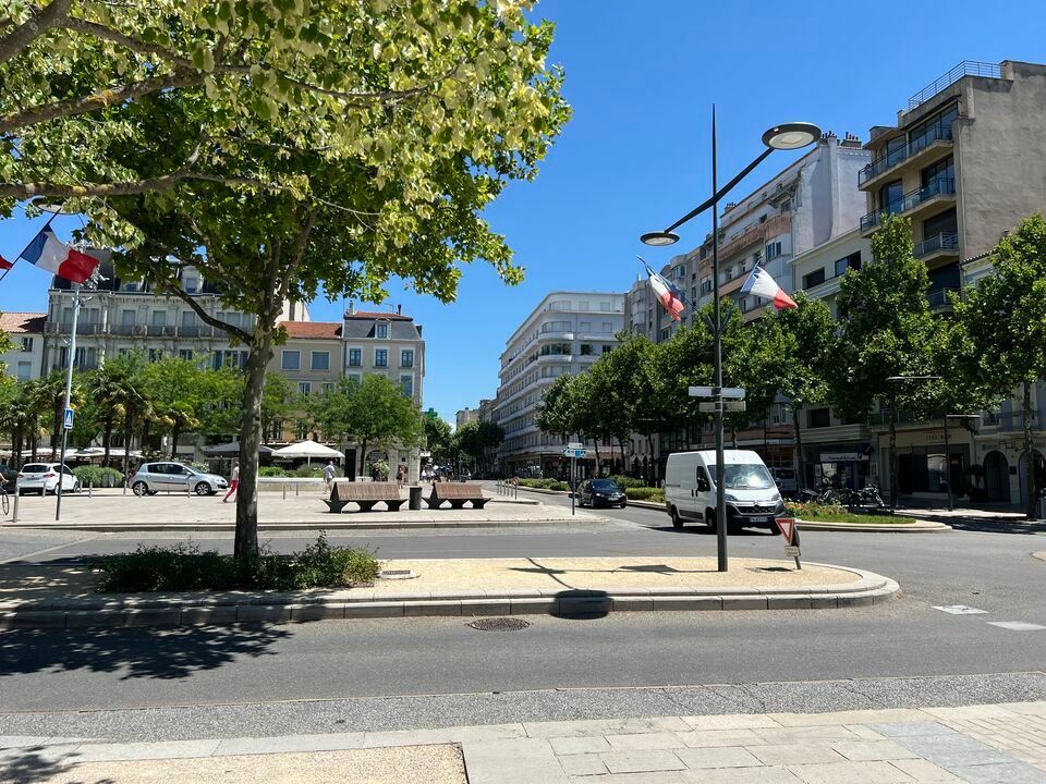 Valence - Local commercial à céder
