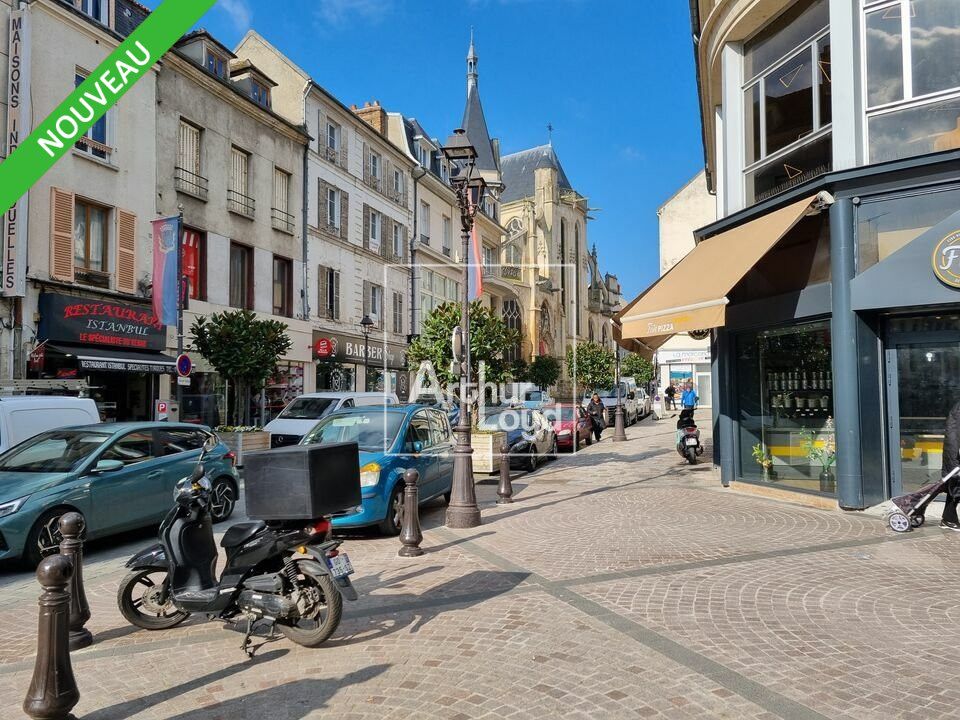 Location local commercial 154 m² non divisibles