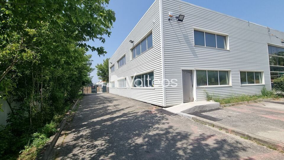 Location local d''activites 290 m² non divisibles