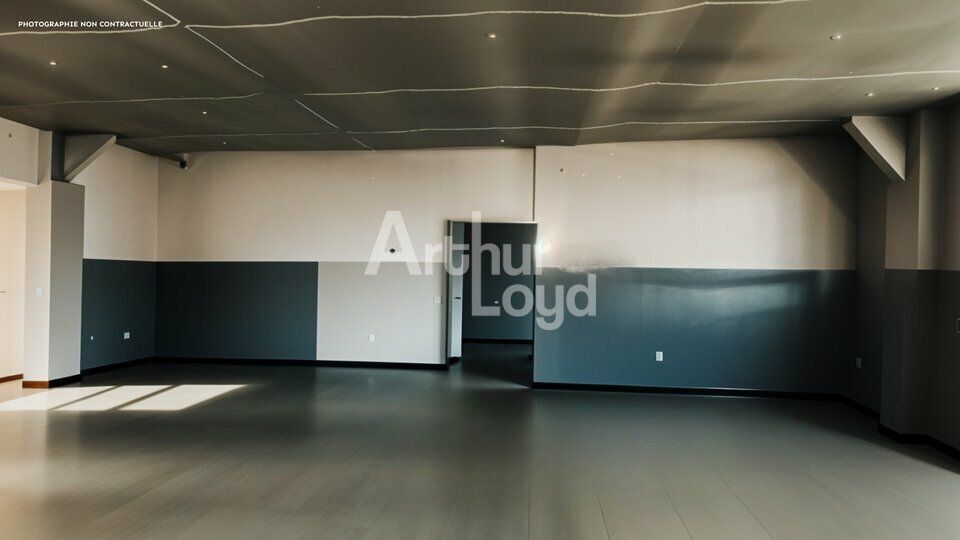 A LOUER - Dépôt / entrepôt proche gare Aix les Bains