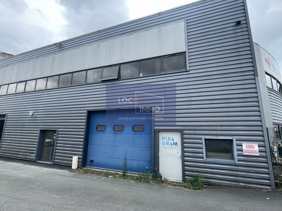Location local d''activites 440 m² non divisibles