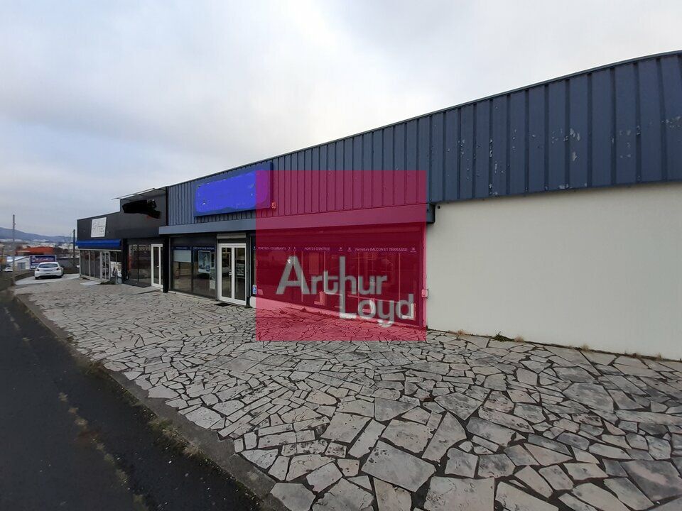 CLERMONT-FERRAND A LOUER LOCAL COMMERCIAL 300 M²