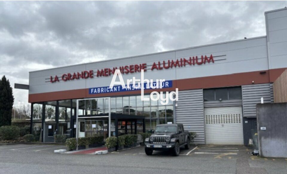 Location local commercial 600 m² non divisibles