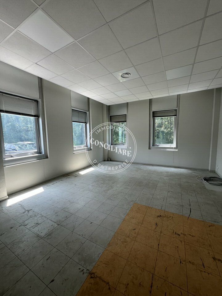 LOCATION BUREAUX MONTAUDRAN 