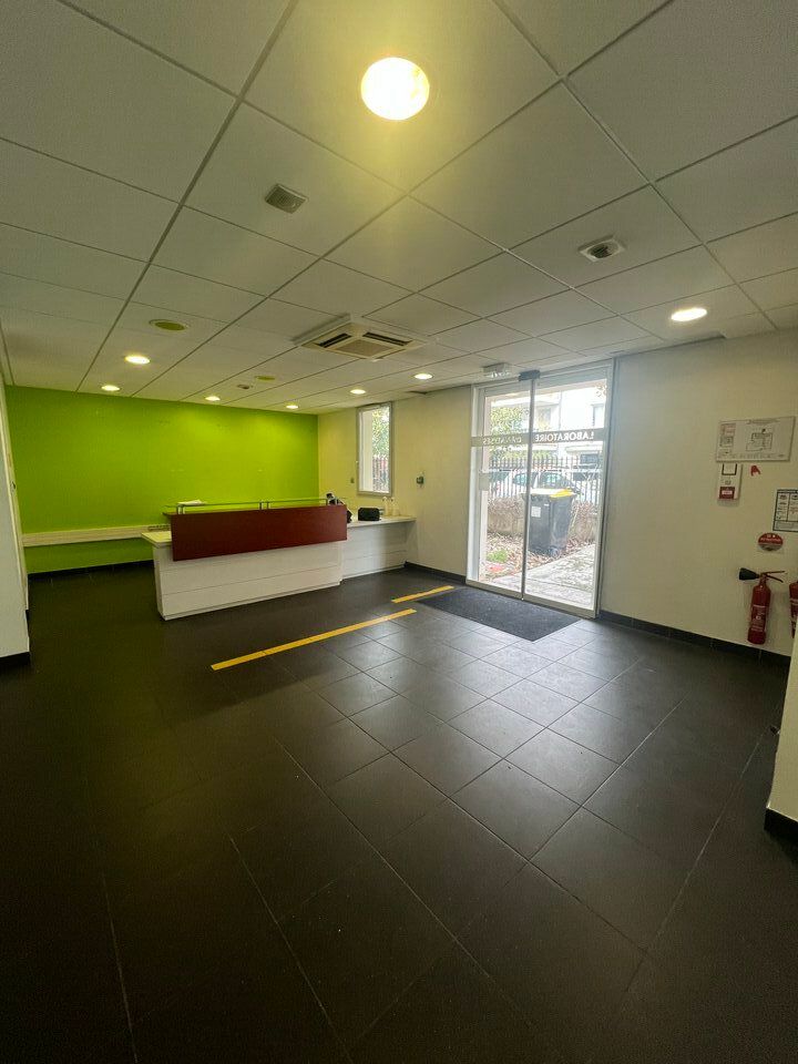 Location bureaux 184 m² non divisibles